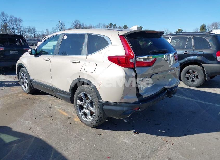 Photo 3 of 2019 Honda Cr-v EX (VIN 2HKRW2H5XKH612956)