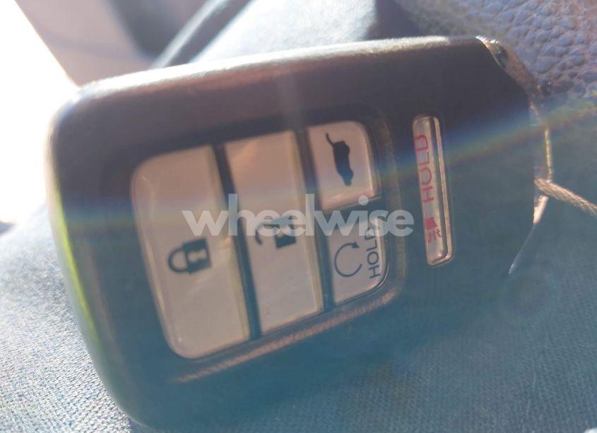 Photo 11 of 2019 Honda Cr-v EX (VIN 2HKRW2H5XKH667231)