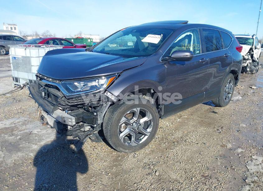 Photo 2 of 2019 Honda Cr-v EX (VIN 2HKRW2H5XKH667231)