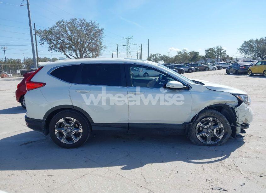 Photo 13 of 2018 Honda Cr-v EX-L/EX-L NAVI (VIN 2HKRW2H82JH616458)
