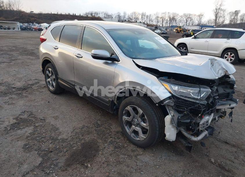 2018 Honda Cr-v (VIN 2HKRW2H83JH685885) main photo