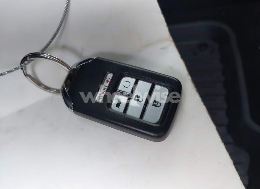 Photo 11 of 2018 Honda Cr-v (VIN 2HKRW2H83JH685885)