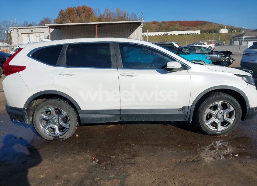 Photo 13 of 2019 Honda Cr-v EX-L (VIN 2HKRW2H83KH607768)