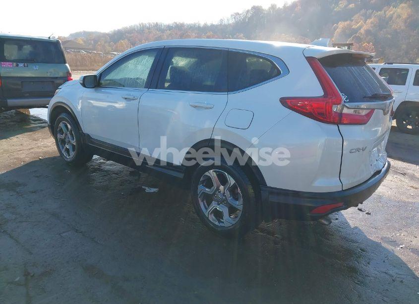 Photo 3 of 2019 Honda Cr-v EX-L (VIN 2HKRW2H83KH607768)