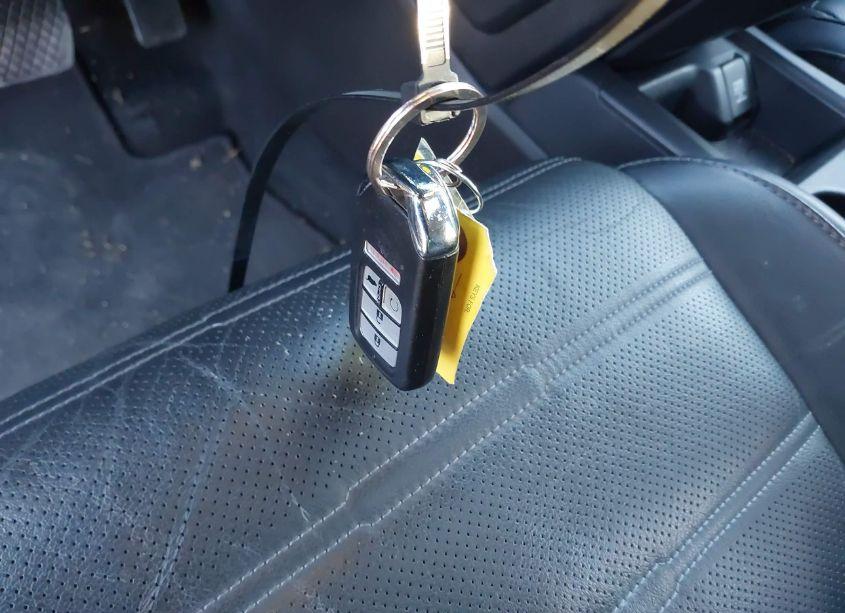 Photo 11 of 2018 Honda Cr-v (VIN 2HKRW2H84JH602299)