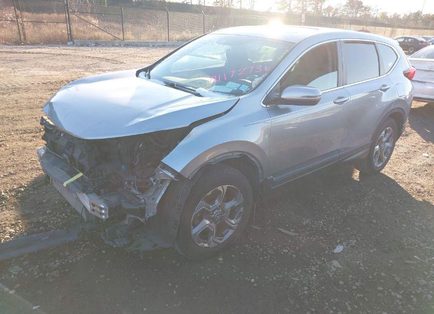 Photo 2 of 2018 Honda Cr-v (VIN 2HKRW2H84JH602299)