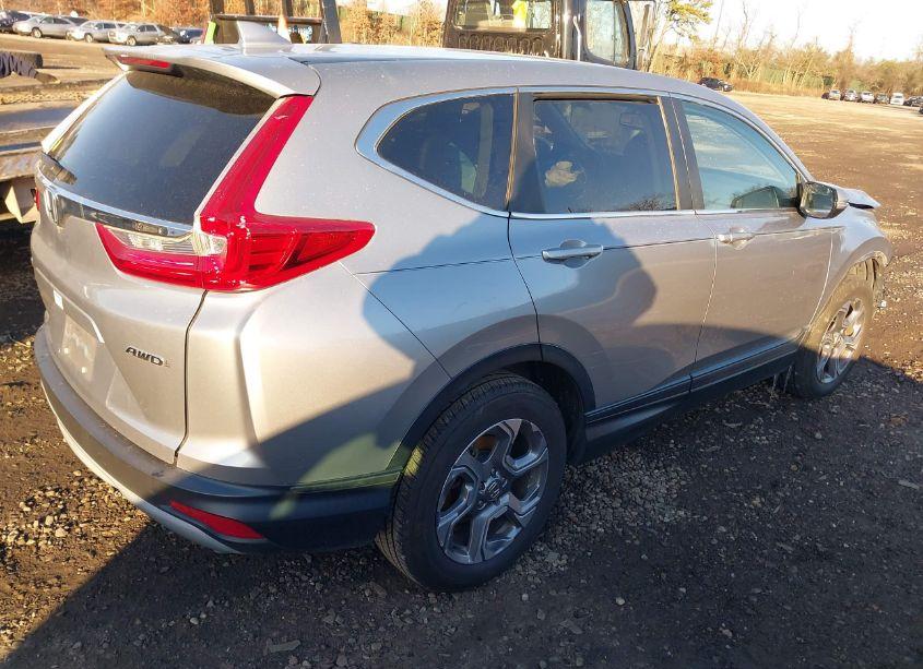Photo 4 of 2018 Honda Cr-v (VIN 2HKRW2H84JH602299)