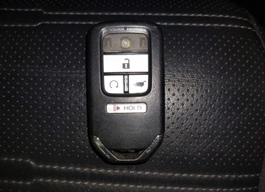 Photo 6 of 2019 Honda Cr-v EX-L (VIN 2HKRW2H84KH640424)