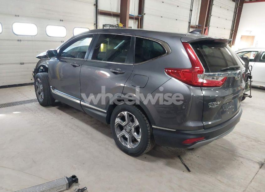 Photo 3 of 2019 Honda Cr-v EX-L (VIN 2HKRW2H87KH638196)