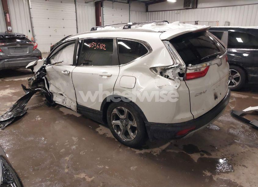 Photo 3 of 2019 Honda Cr-v EX-L (VIN 2HKRW2H88KH647084)