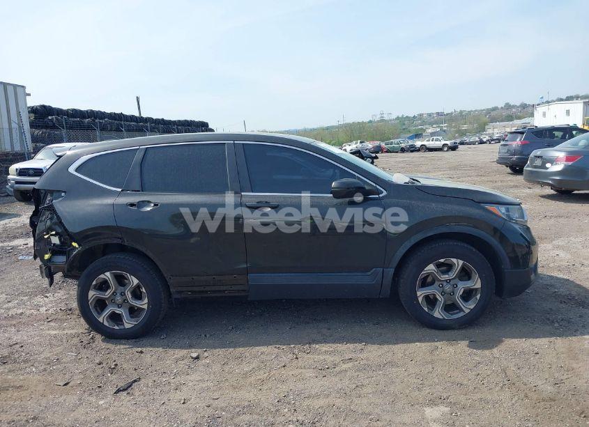 Photo 14 of 2018 Honda Cr-v EX-L/EX-L NAVI (VIN 2HKRW2H89JH630857)