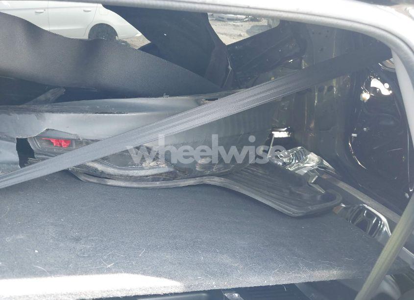 Photo 17 of 2018 Honda Cr-v EX-L/EX-L NAVI (VIN 2HKRW2H89JH630857)