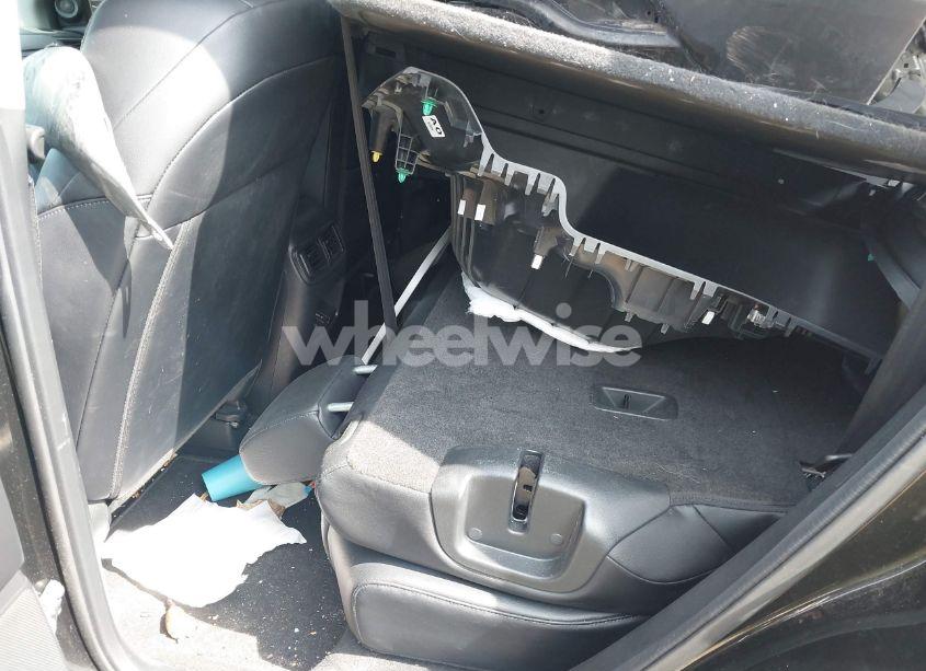 Photo 8 of 2018 Honda Cr-v EX-L/EX-L NAVI (VIN 2HKRW2H89JH630857)