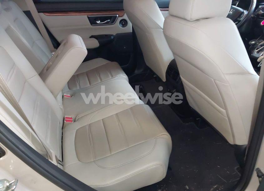 Photo 8 of 2018 Honda Cr-v EX-L/EX-L NAVI (VIN 2HKRW2H8XJH686886)