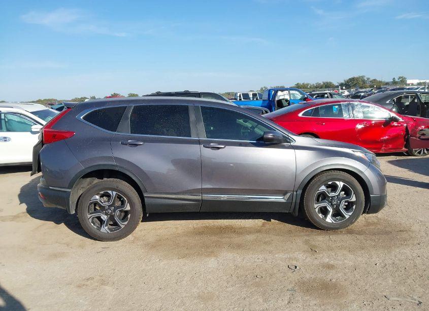 Photo 13 of 2017 Honda Cr-v TOURING (VIN 2HKRW2H91HH612467)