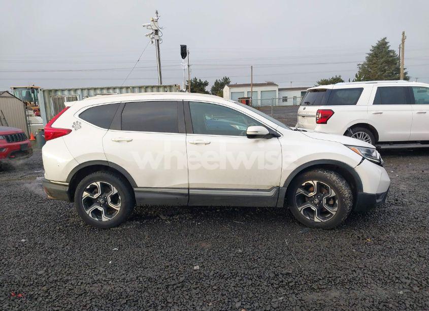 Photo 14 of 2017 Honda Cr-v TOURING (VIN 2HKRW2H91HH626871)