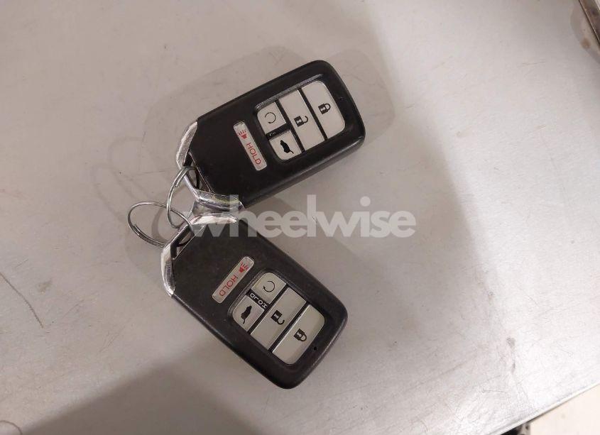 Photo 11 of 2018 Honda Cr-v TOURING (VIN 2HKRW2H91JH617447)