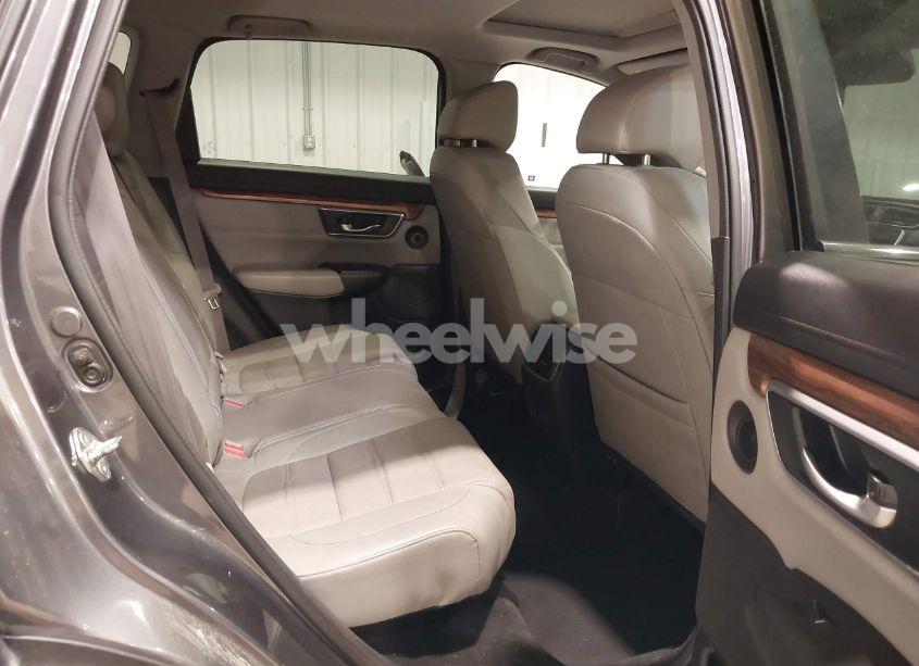 Photo 8 of 2018 Honda Cr-v TOURING (VIN 2HKRW2H91JH617447)