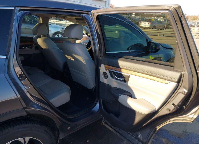 Photo 8 of 2018 Honda Cr-v TOURING (VIN 2HKRW2H92JH644169)