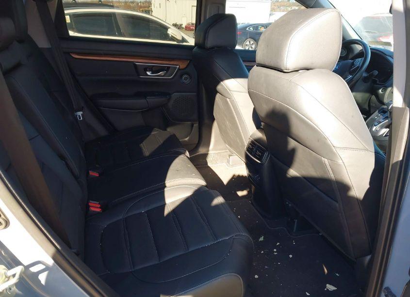 Photo 8 of 2020 Honda Cr-v AWD TOURING (VIN 2HKRW2H92LH679023)