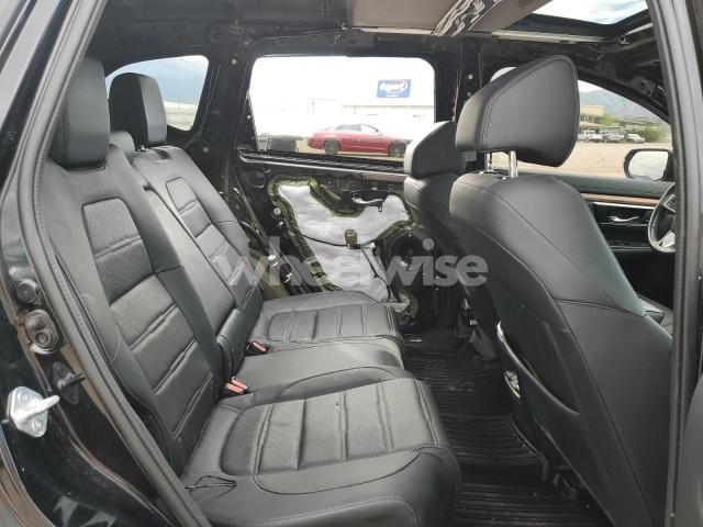 Photo 8 of 2021 HONDA CR-V TOURING (VIN 2HKRW2H92MH616585)