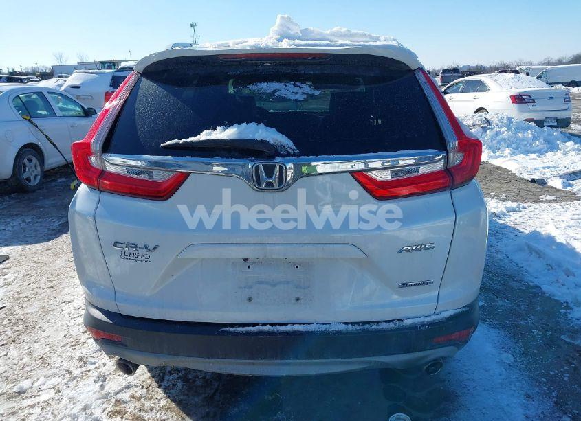 Photo 16 of 2019 Honda Cr-v TOURING (VIN 2HKRW2H93KH654890)