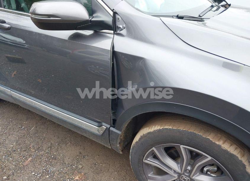 Photo 19 of 2022 Honda Cr-v AWD TOURING (VIN 2HKRW2H93NH638533)