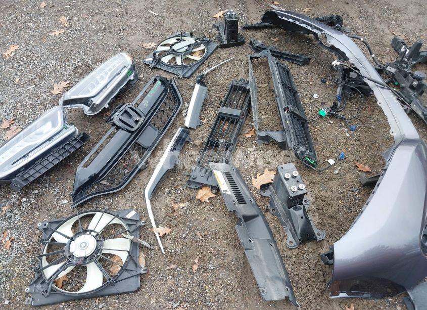 Photo 21 of 2022 Honda Cr-v AWD TOURING (VIN 2HKRW2H93NH638533)