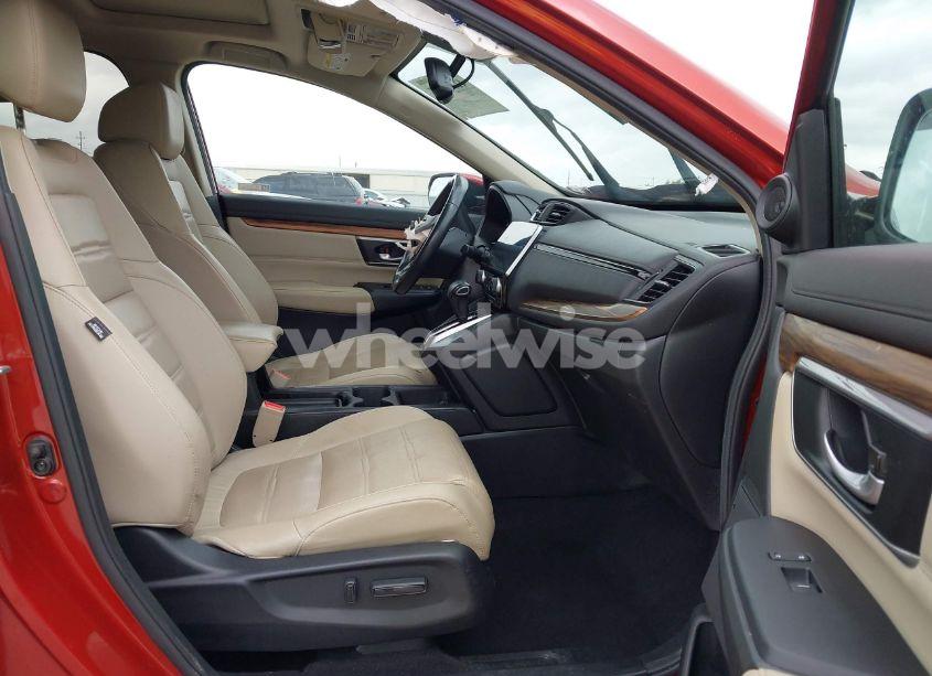 Photo 5 of 2019 Honda Cr-v TOURING (VIN 2HKRW2H94KH635555)