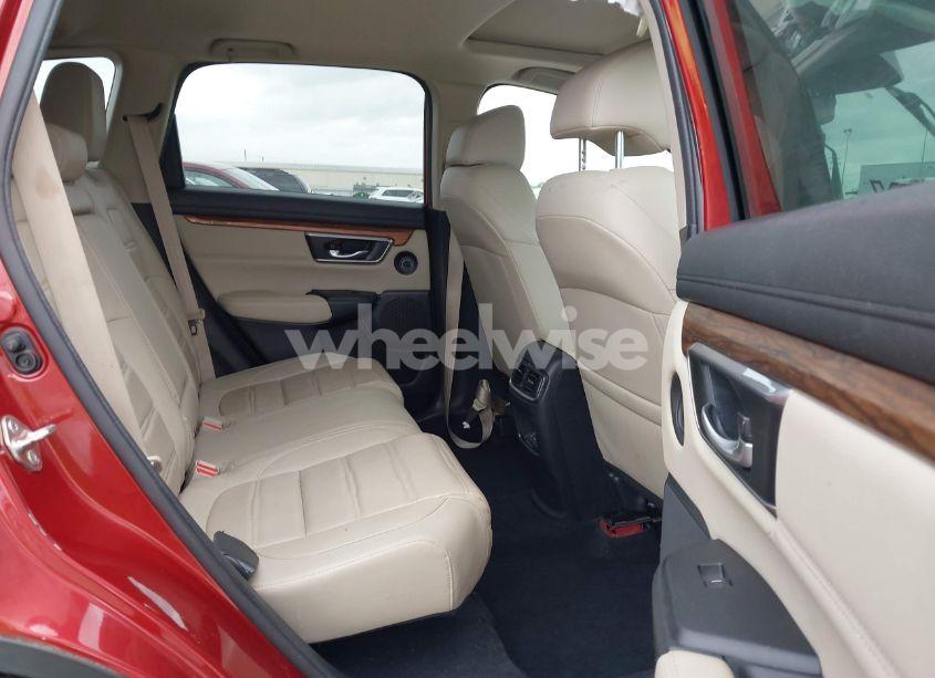 Photo 8 of 2019 Honda Cr-v TOURING (VIN 2HKRW2H94KH635555)