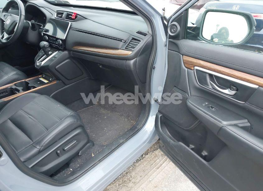 Photo 5 of 2020 Honda Cr-v AWD TOURING (VIN 2HKRW2H94LH669383)