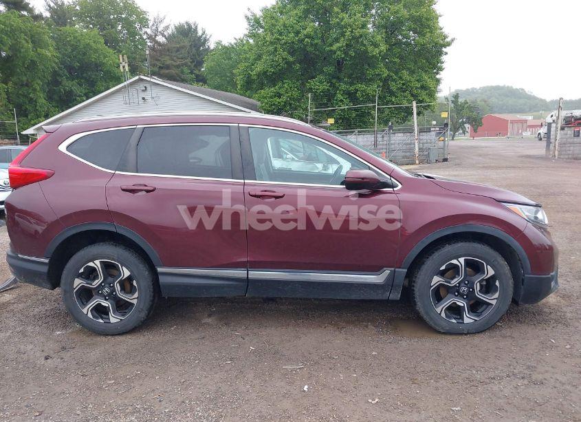 Photo 14 of 2019 Honda Cr-v TOURING (VIN 2HKRW2H95KH617890)