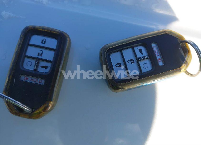 Photo 11 of 2020 Honda Cr-v AWD TOURING (VIN 2HKRW2H95LH633735)