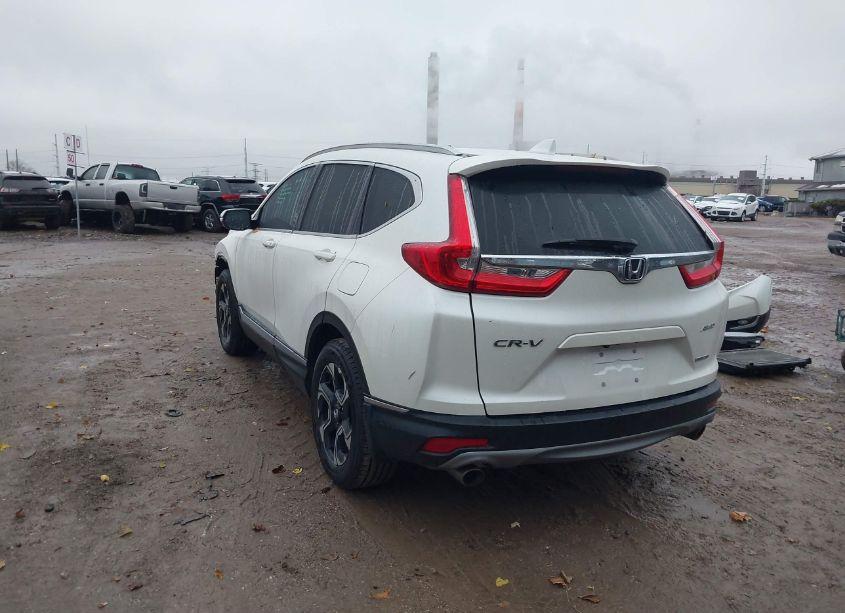 Photo 3 of 2018 Honda Cr-v TOURING (VIN 2HKRW2H96JH626550)