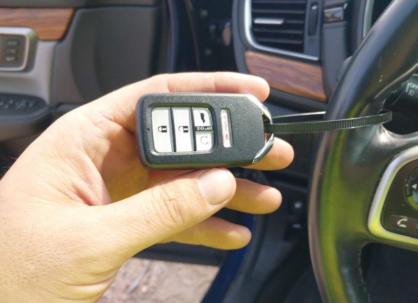 Photo 11 of 2020 Honda Cr-v AWD TOURING (VIN 2HKRW2H97LH631064)