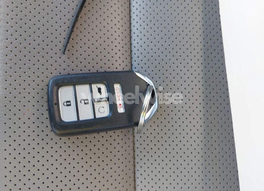 Photo 11 of 2022 Honda Cr-v AWD TOURING (VIN 2HKRW2H98NH650466)