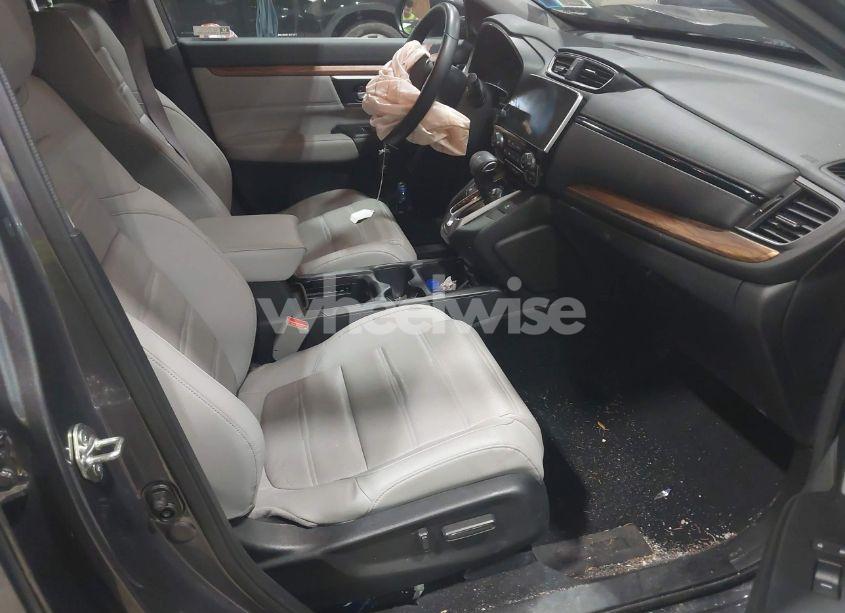 Photo 5 of 2019 Honda Cr-v TOURING (VIN 2HKRW2H9XKH630540)