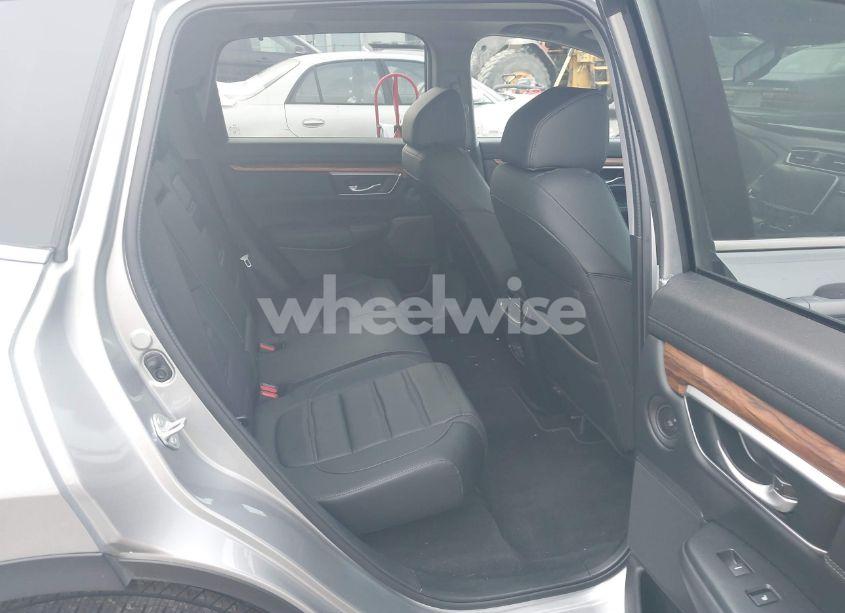 Photo 8 of 2021 Honda Cr-v AWD TOURING (VIN 2HKRW2H9XMH212692)