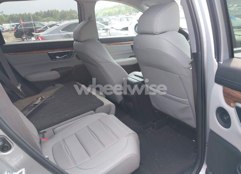 Photo 8 of 2022 Honda Cr-v AWD TOURING (VIN 2HKRW2H9XNH666782)
