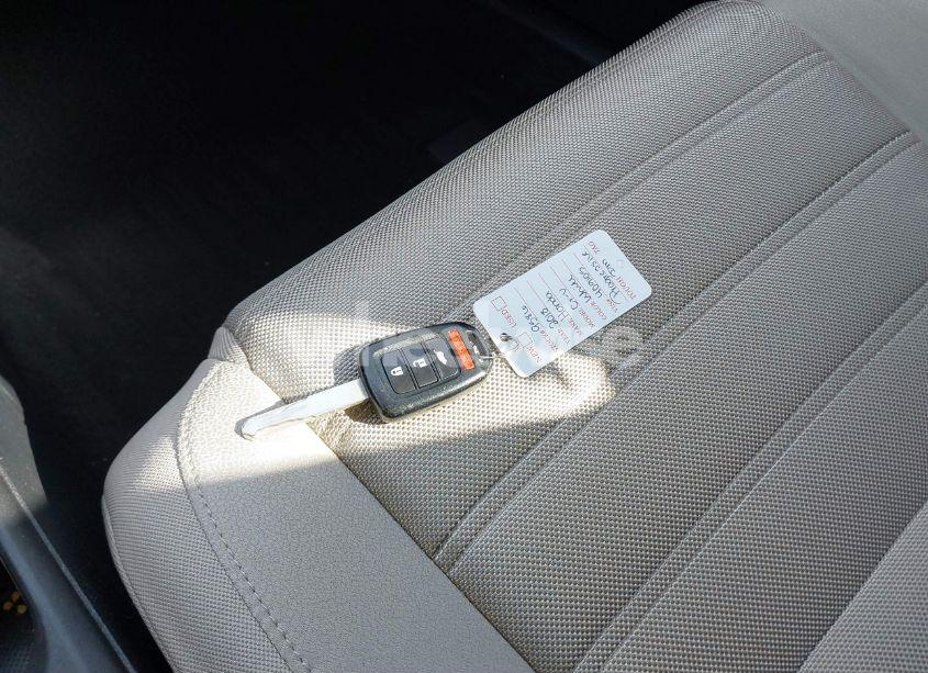 Photo 11 of 2018 Honda Cr-v LX (VIN 2HKRW5H30JH409105)