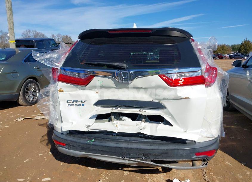 Photo 17 of 2018 Honda Cr-v LX (VIN 2HKRW5H30JH409105)