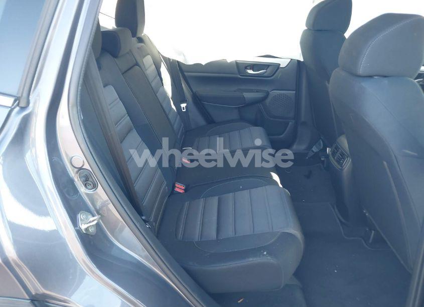 Photo 8 of 2019 Honda Cr-v LX (VIN 2HKRW5H30KH400261)