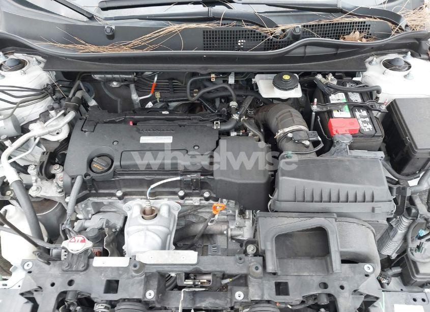 Photo 10 of 2019 Honda Cr-v LX (VIN 2HKRW5H30KH403466)