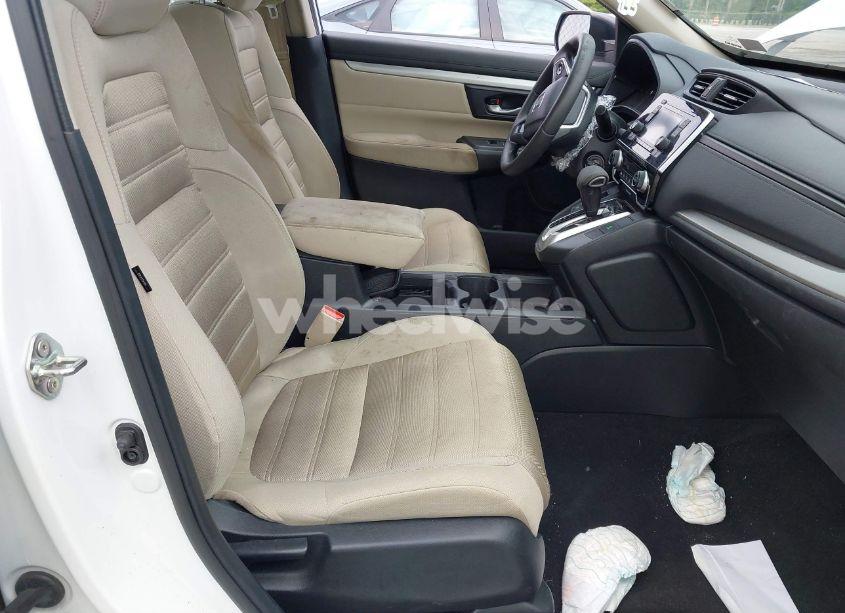Photo 5 of 2019 Honda Cr-v LX (VIN 2HKRW5H30KH403466)