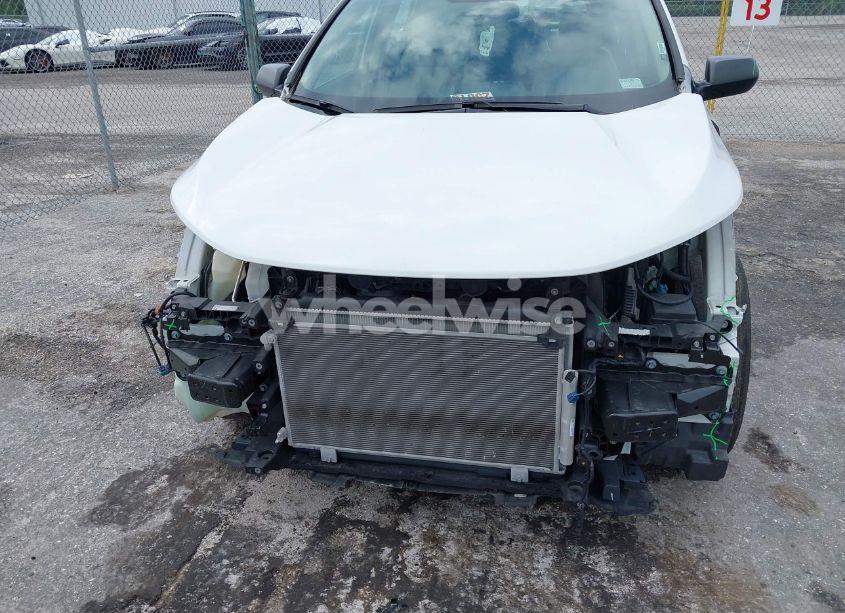 Photo 6 of 2019 Honda Cr-v LX (VIN 2HKRW5H30KH403466)