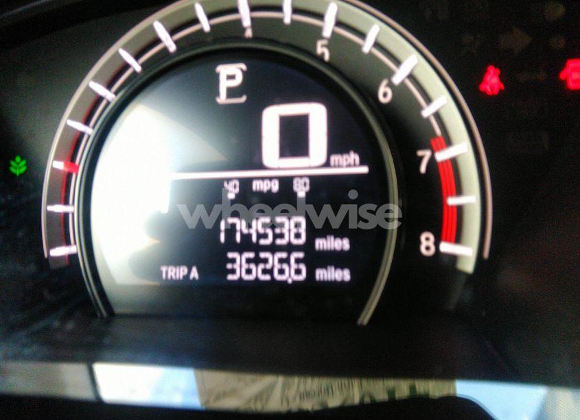 Photo 15 of 2017 Honda Cr-v LX (VIN 2HKRW5H31HH402853)