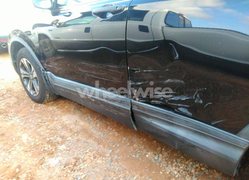 Photo 18 of 2017 Honda Cr-v LX (VIN 2HKRW5H31HH402853)