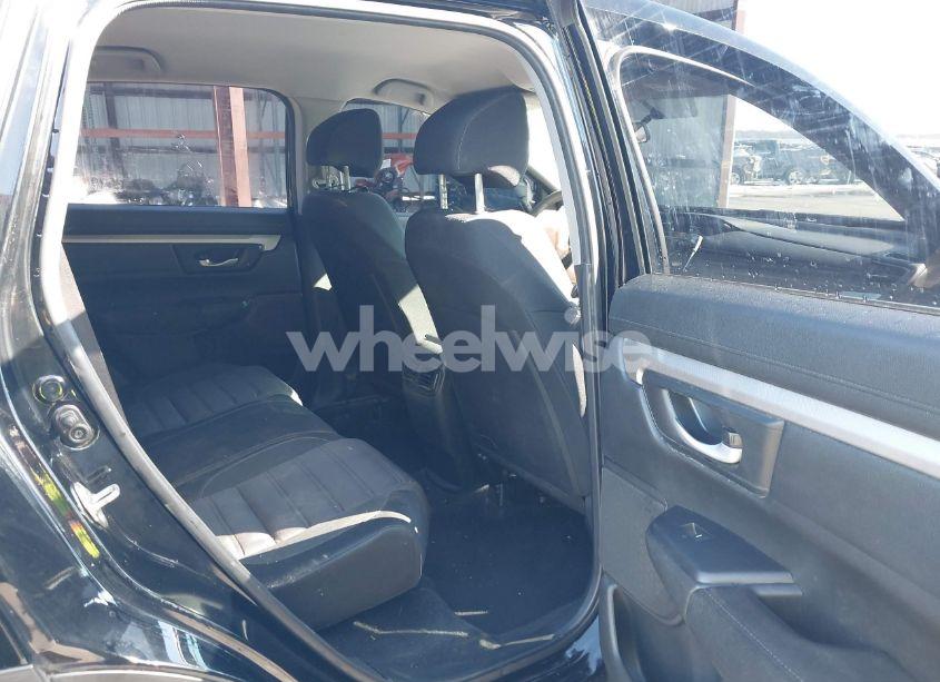 Photo 8 of 2018 Honda Cr-v LX (VIN 2HKRW5H31JH426804)