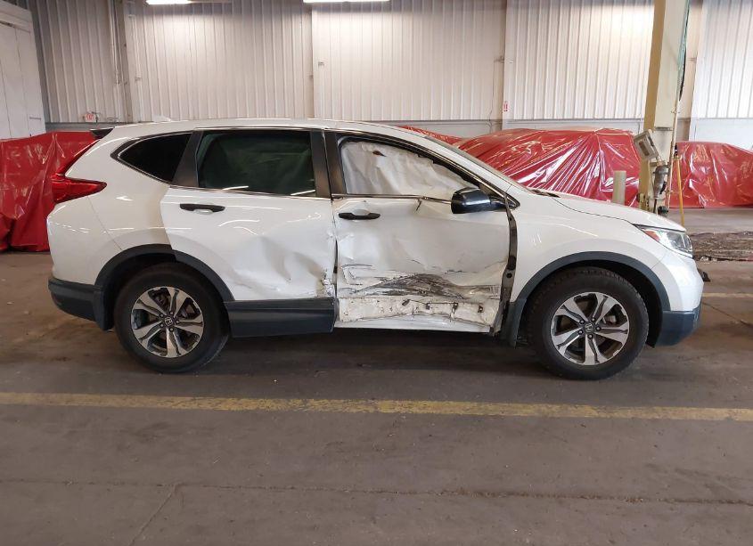 Photo 14 of 2019 Honda Cr-v LX (VIN 2HKRW5H31KH400396)