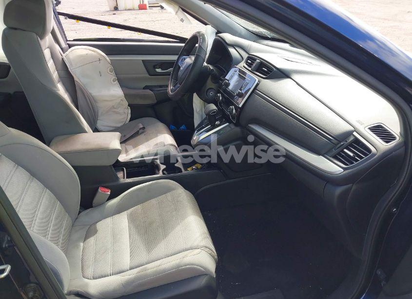 Photo 5 of 2019 Honda Cr-v LX (VIN 2HKRW5H31KH411432)